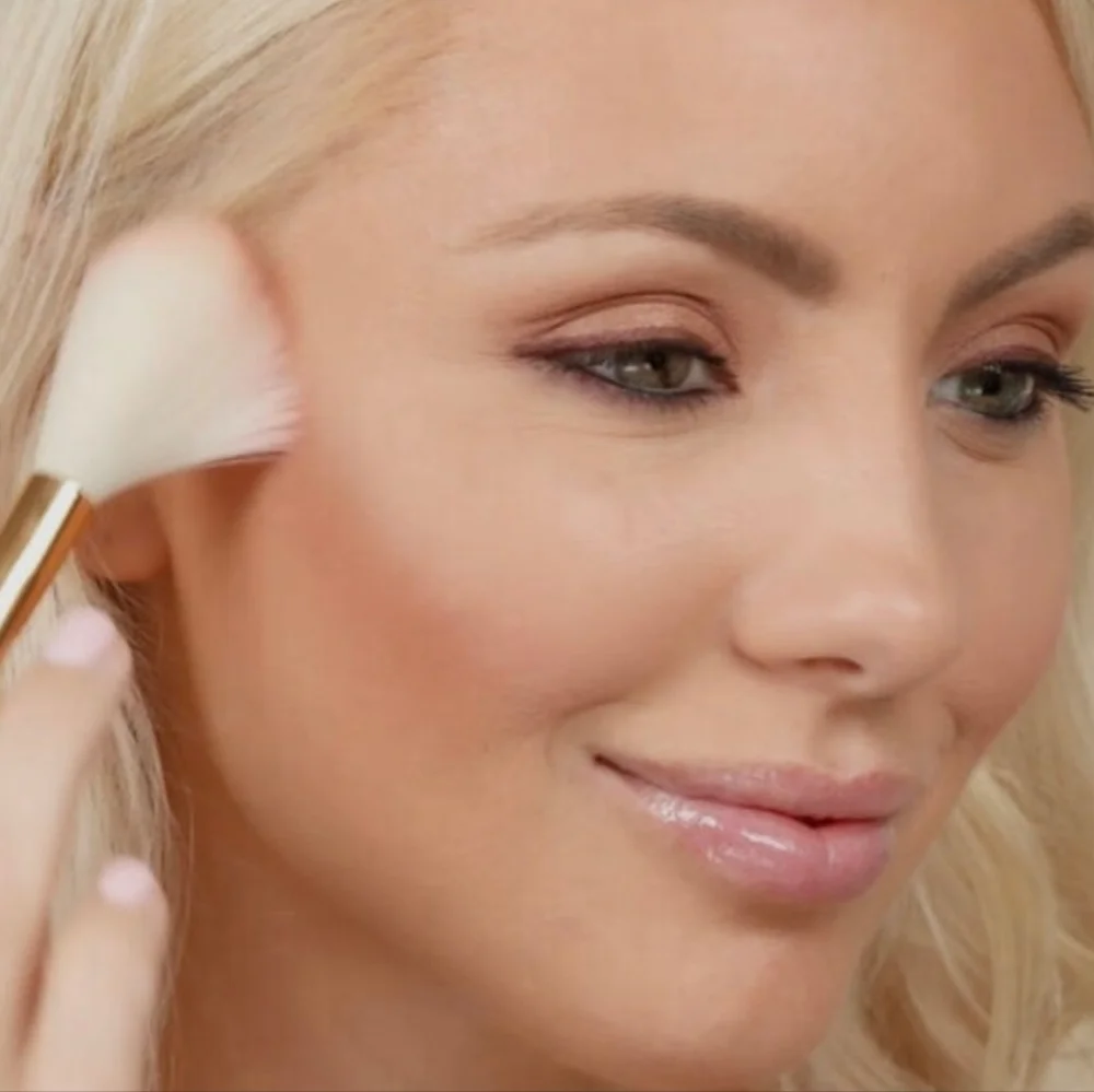 Amazonian Clay 12 Hour Blush in Paaarty